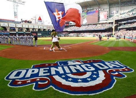 when is the astros opening day